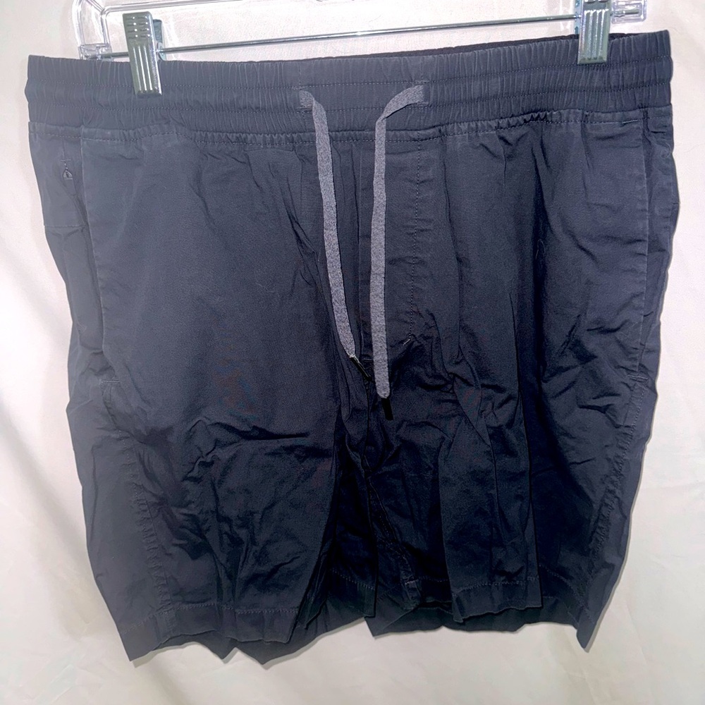 Lululemon leisure shorts 7” inseam